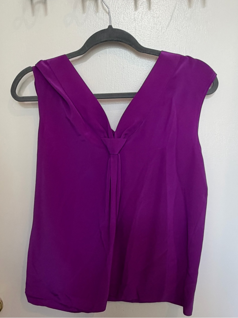 kate spade Sleeveless V-Neck Knot Front Shell in Bright Purple